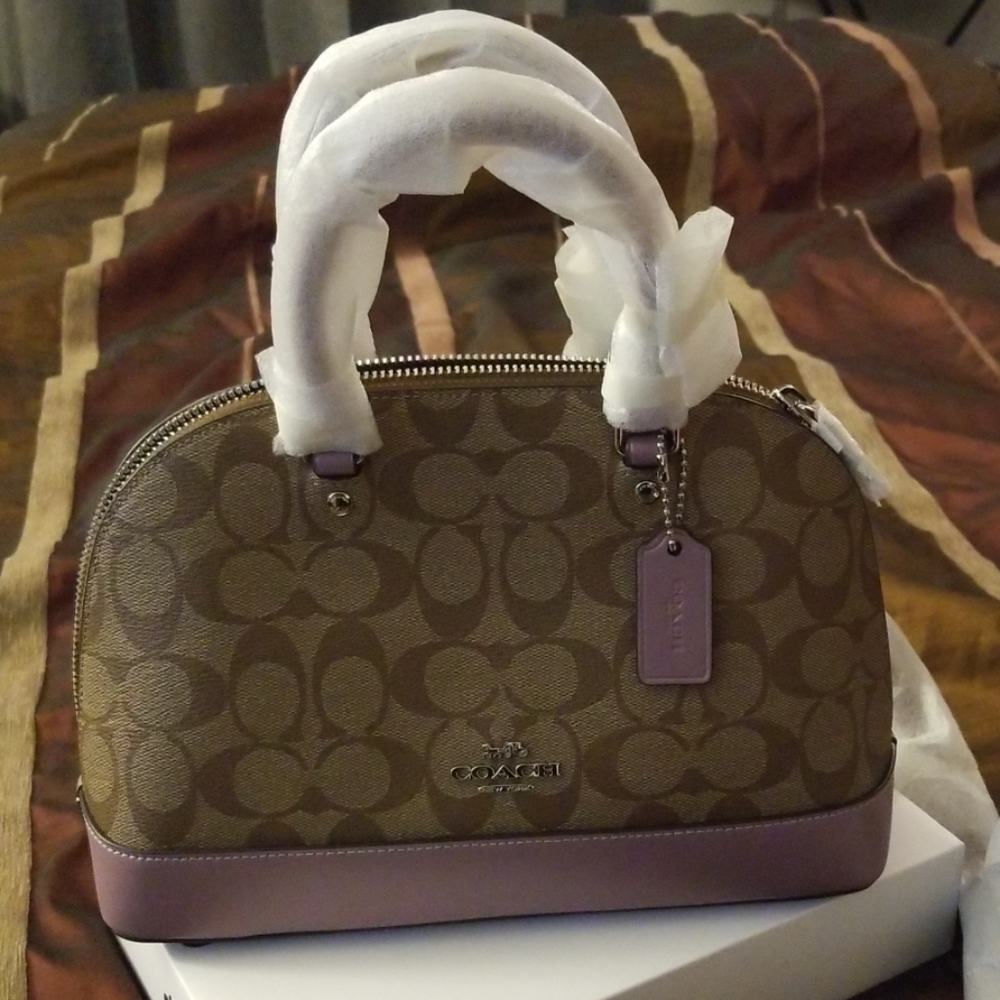 Coach Sig Min Sierra Sat